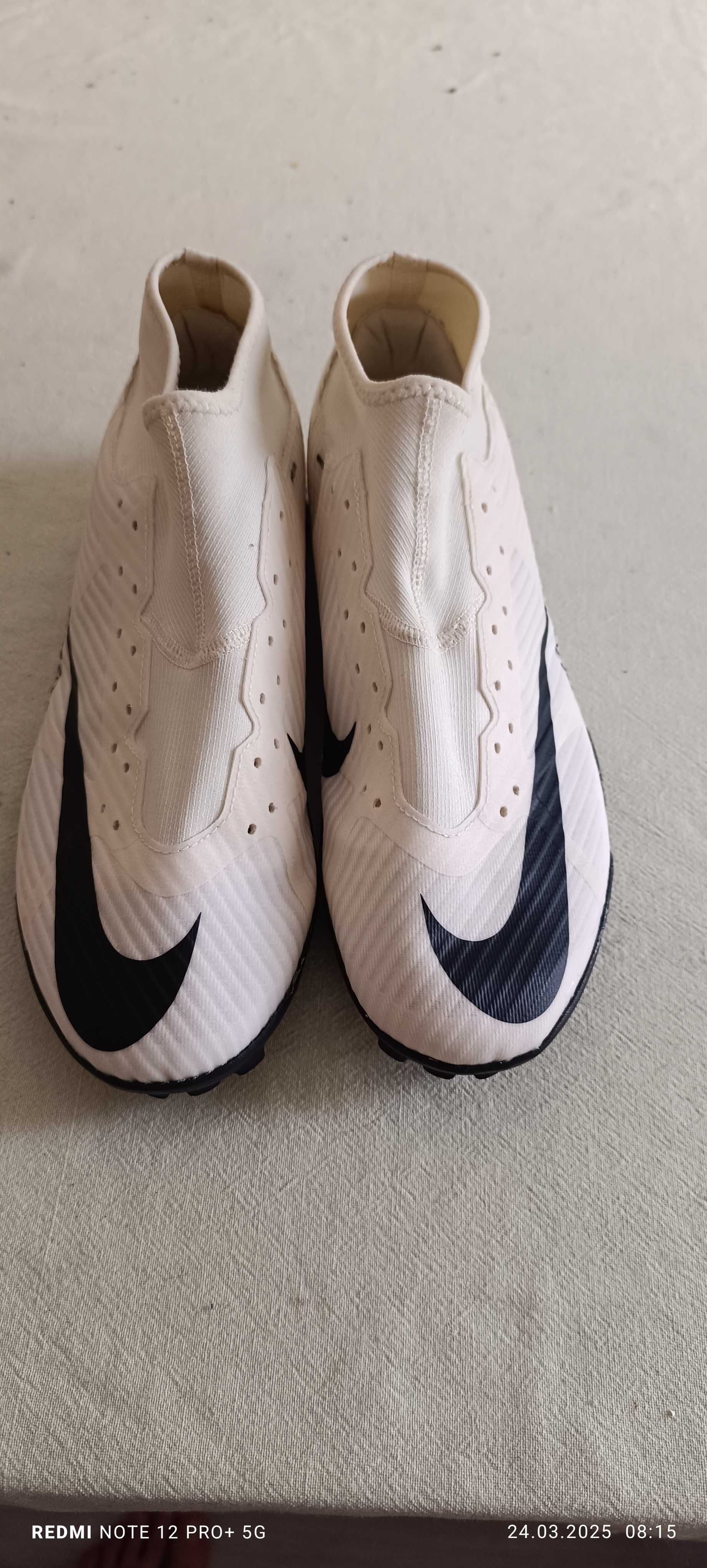 Продавам Стоножки Nike Air Zoom Mercurial