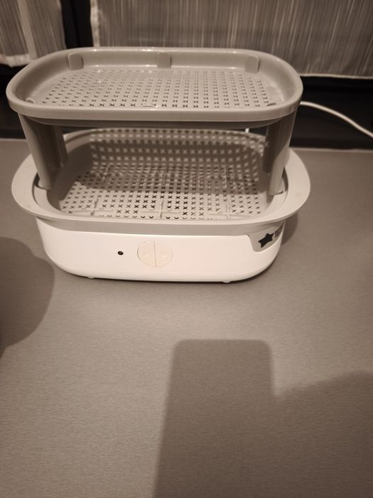 Sterilizator biberoane Tommee Tippee cu abur