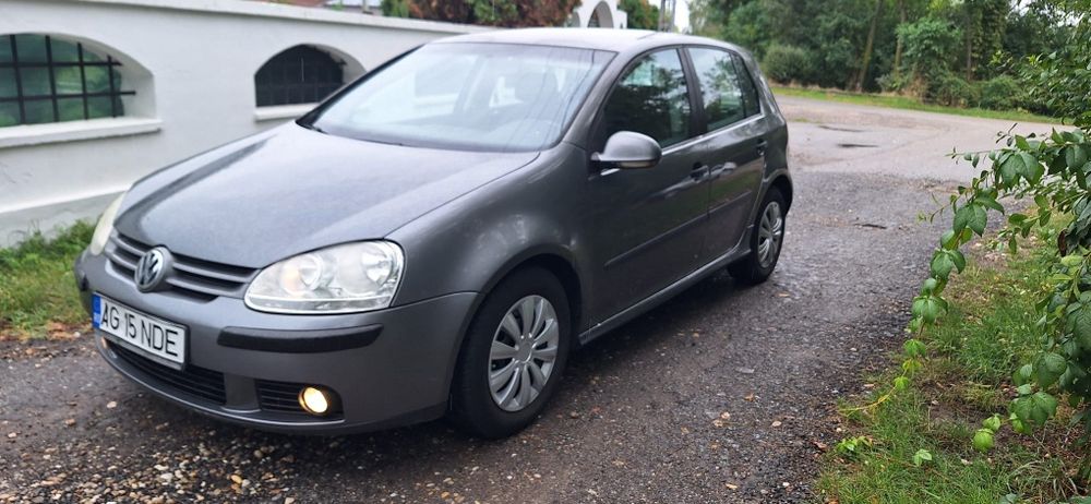 Vw Golf 5/1.9 diesel/2400 euro