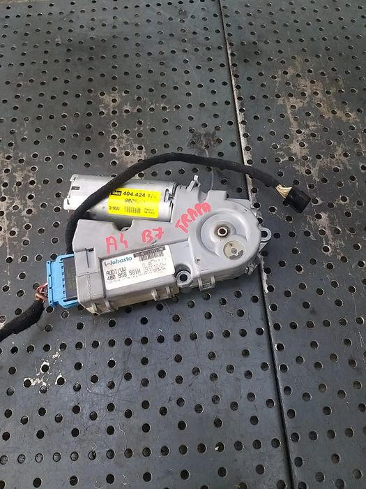 Motoras trapa audi a4 b7 8e 404424 4b0959591h