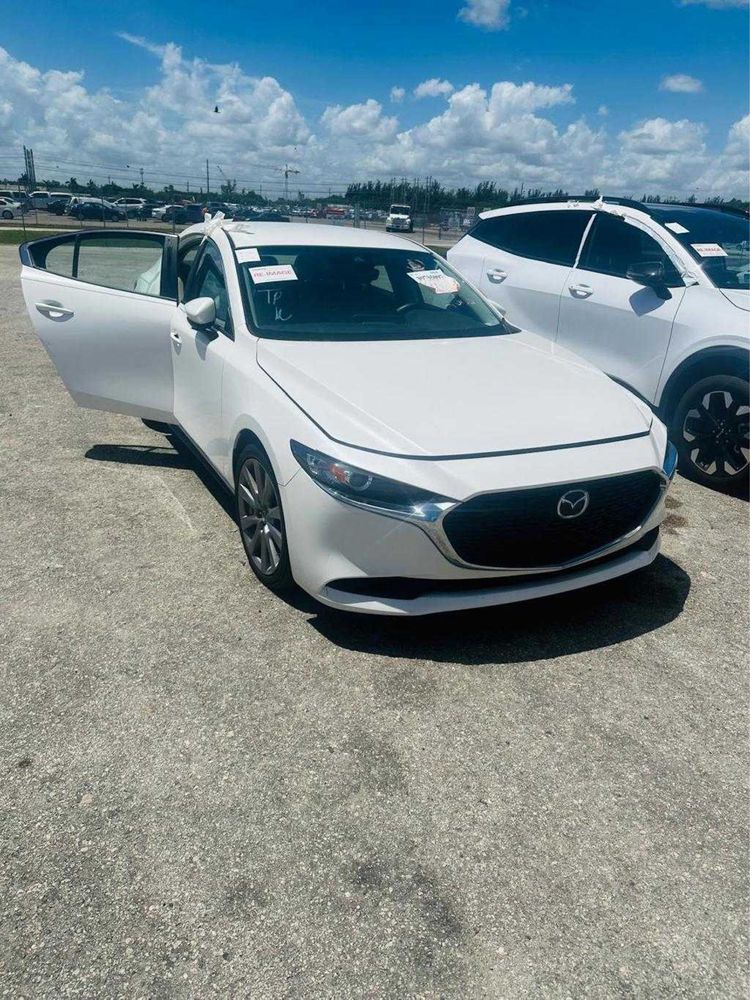 Mazda 3 2020 г на части