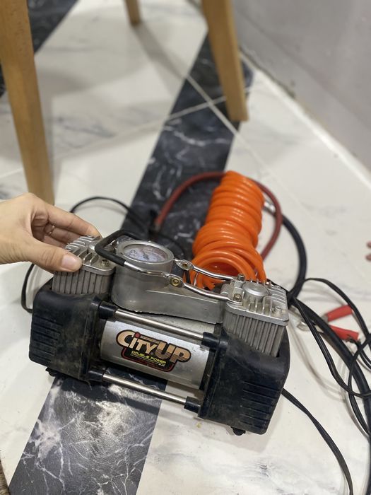 Продам автомобильный насос