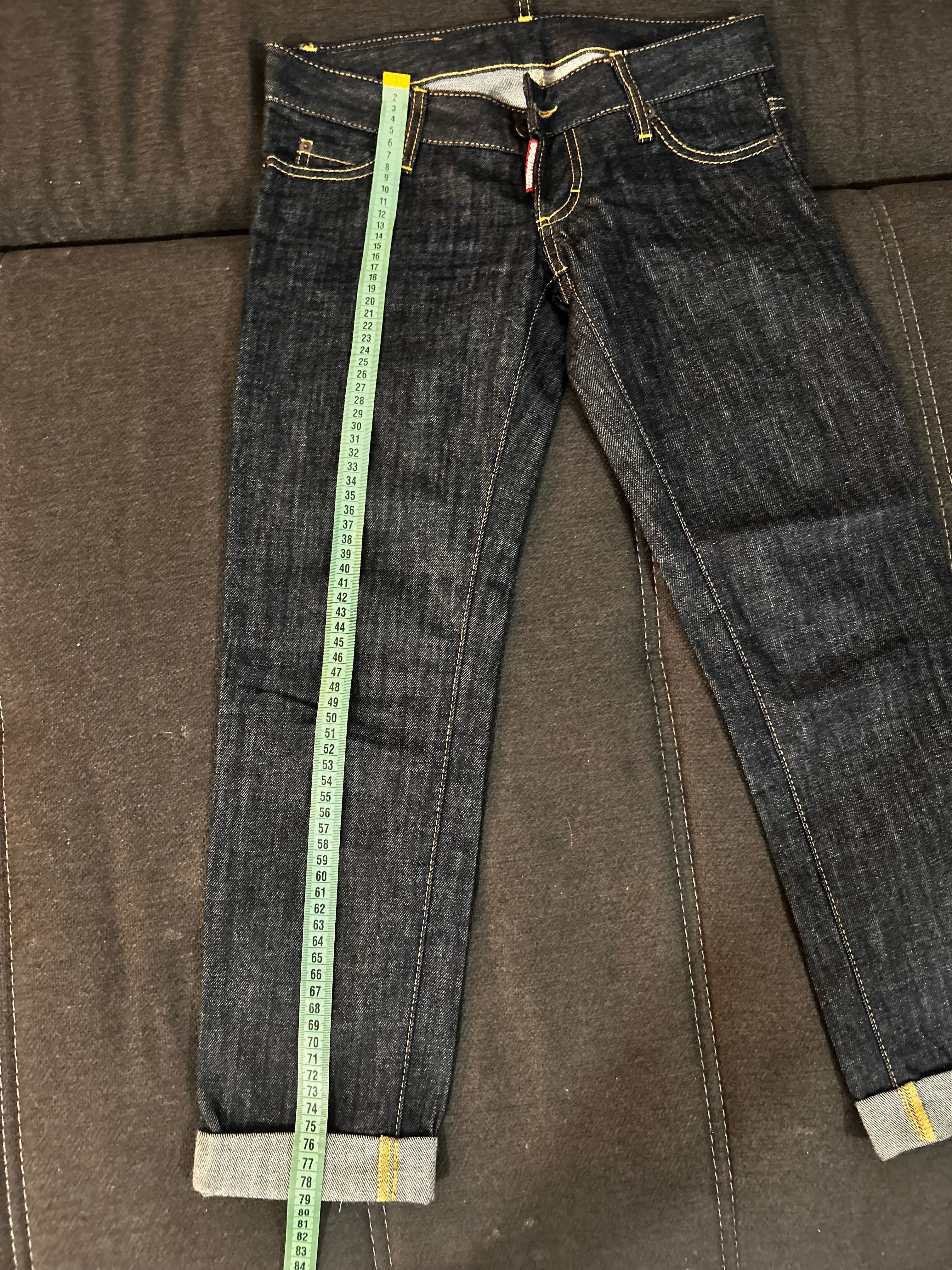 Blugi DSQUARED2 marimea 32 talie foarte joasa purtati o data