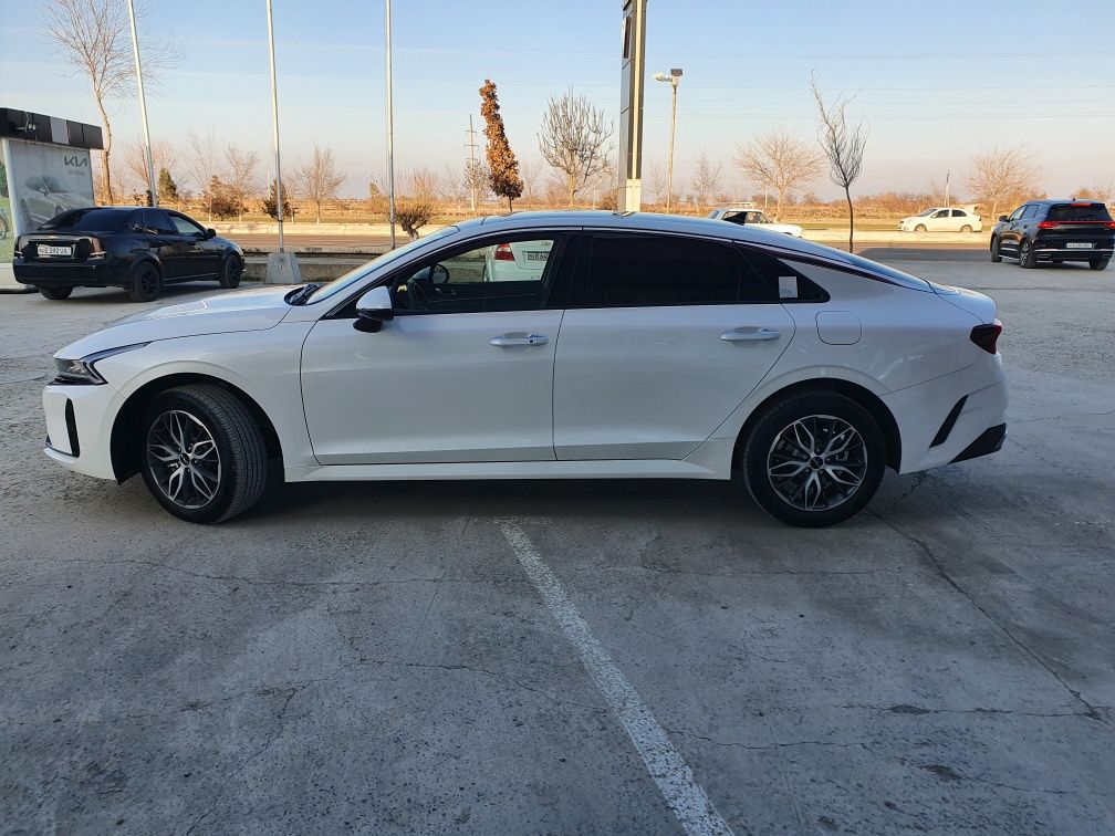 Kia КА 5 Срочно сотилади