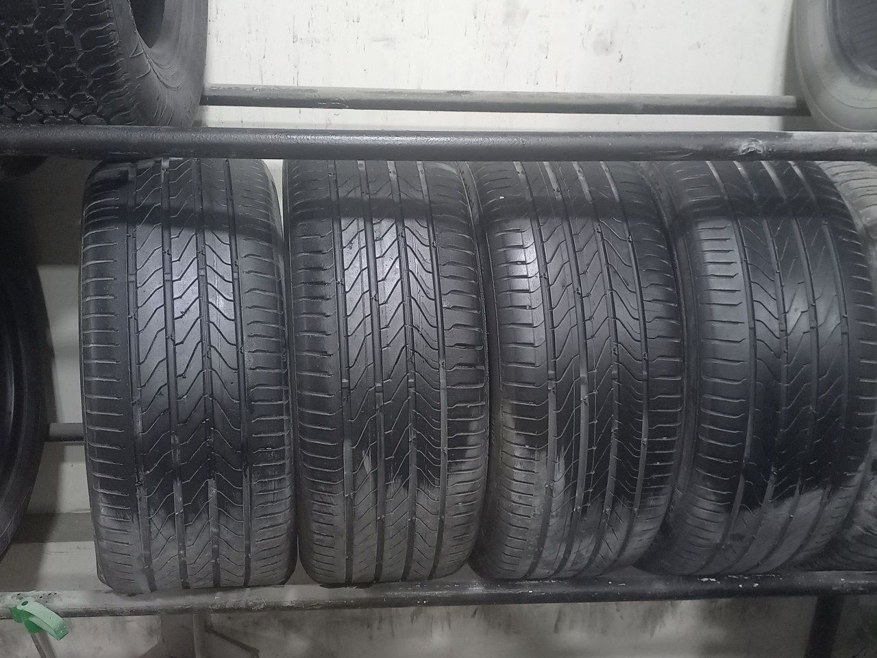 Continental  Xolati yaxwi Bittasi yamogi bor 140$