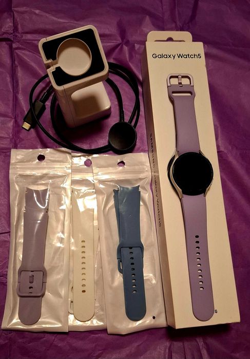 Ceas smartwatch Samsung Galaxy Watch5, 40mm + CADOU