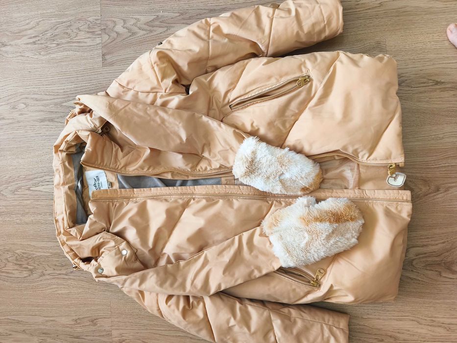 Куртка зимняя на девочку