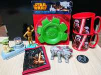 Set jucarii & accesorii Star Wars - figurine, cana, portofel, insigna