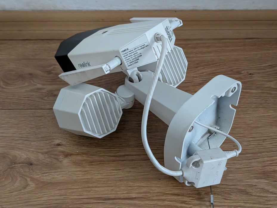 Vand REOLINK Duo, 400 RON stare buna