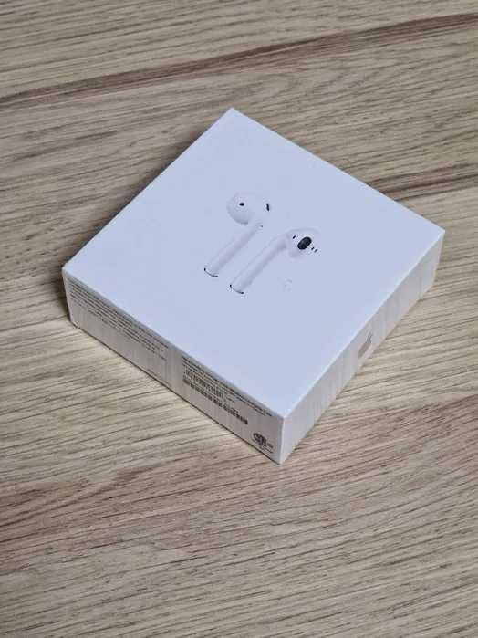 Airpods generatia 2 cu Carcasa Wireless