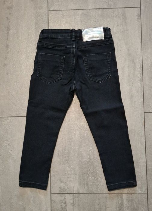 Детски дънки за момиче