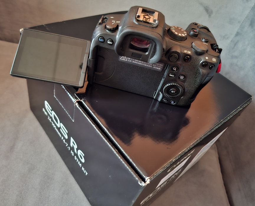 Canon EOS R6 /тяло/