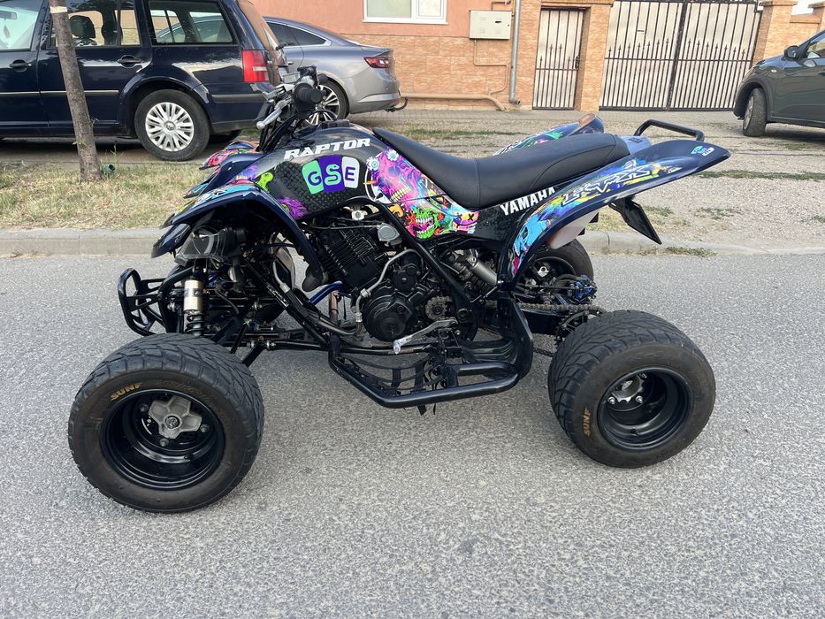 Yamaha raptor 660