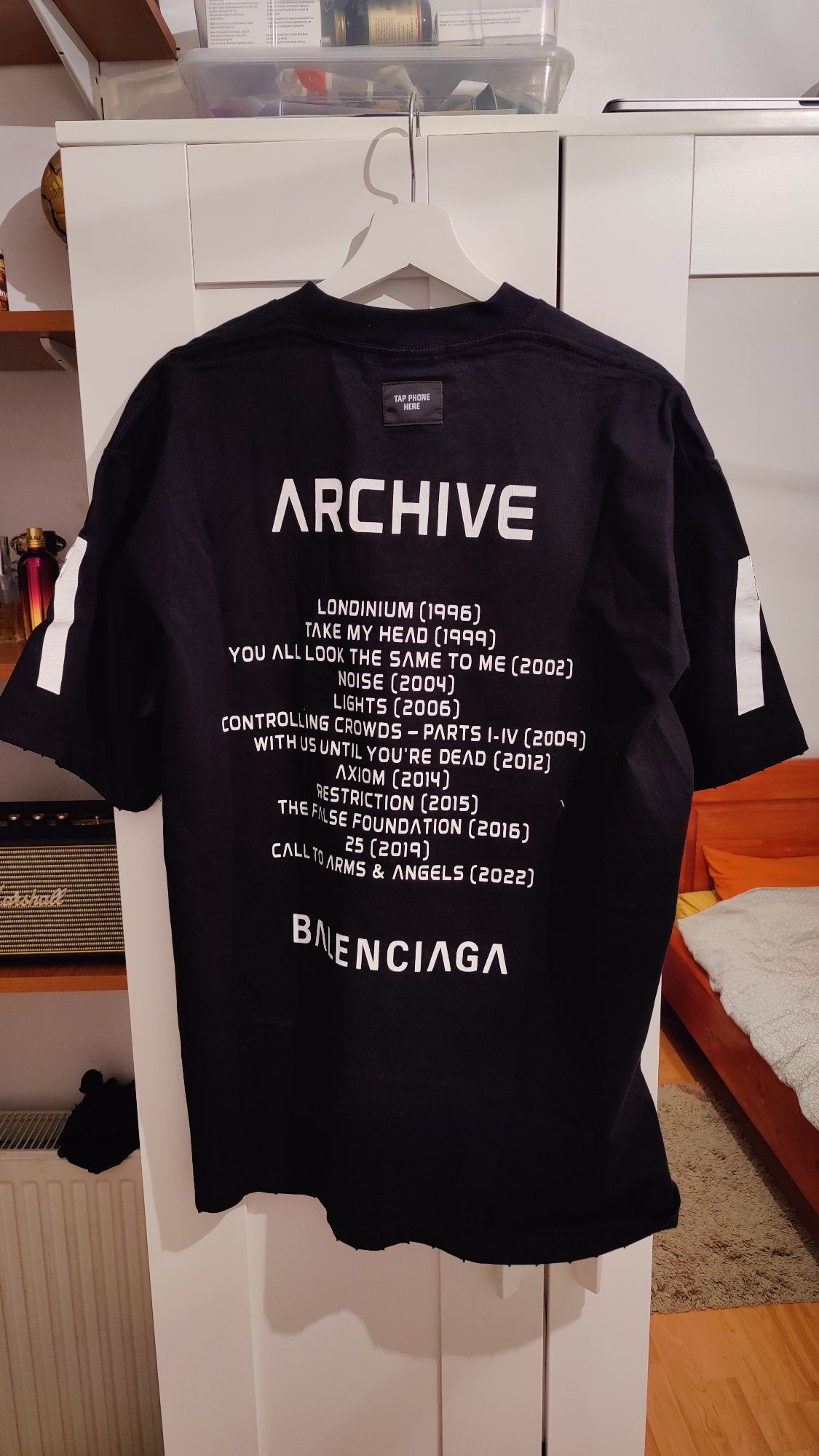 Vand tricou Balenciaga Archive Series Connected cu tag NFC marimea L