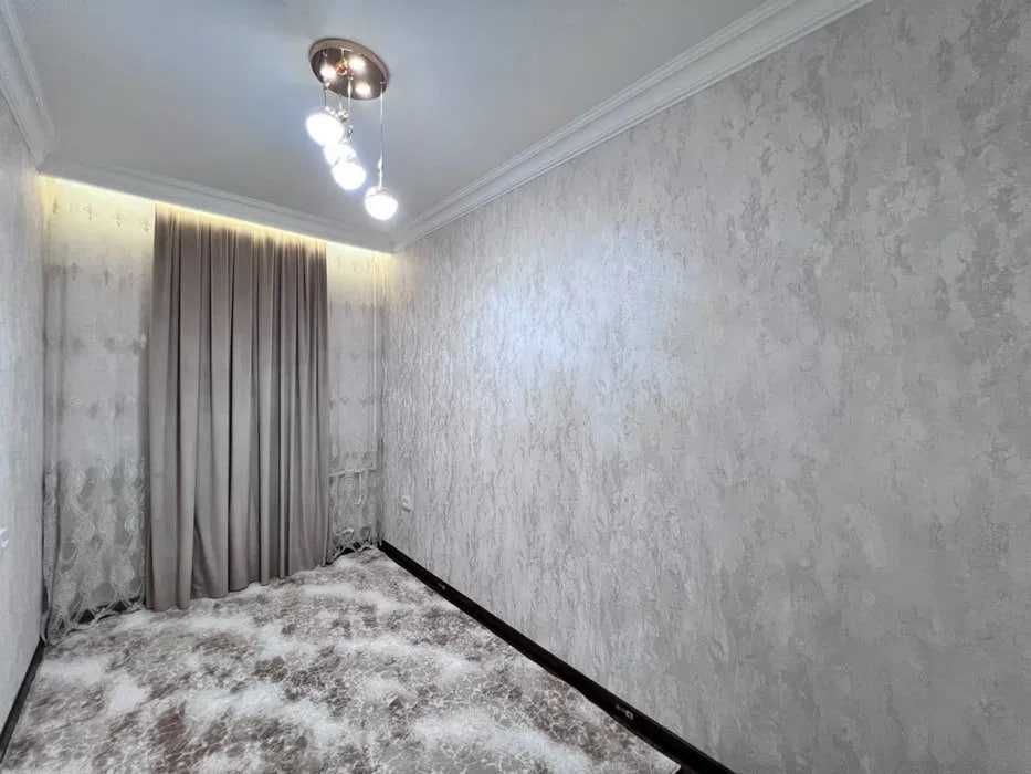 Cрочно !!!Сдаётся квартира в Мирзо-Улугбекском р-не 2/3/9 861*