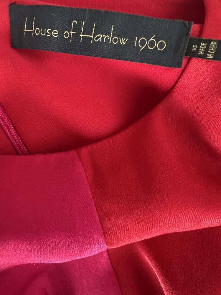 REVOLVE Lotta Dress in Fuchsia House of Harlow 1960