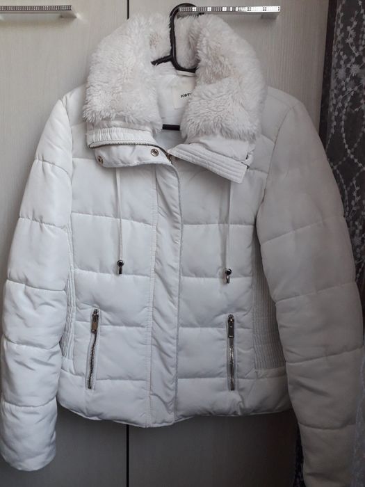 Куртки зимние продам