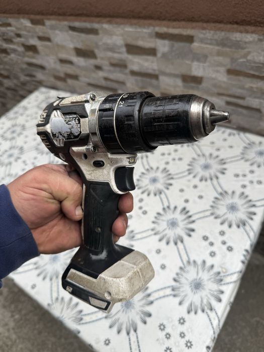 Акумулаторен ударен винтоверт MAKITA