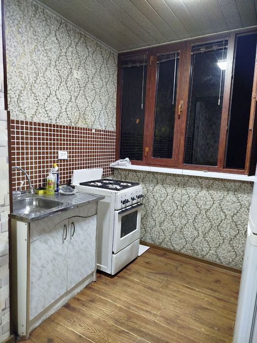 Ijaraga kvartira beriladi Sagdiyana parish olda olda 2 xona 2 etaj