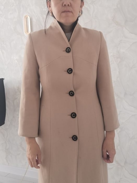 Продам пальто женское