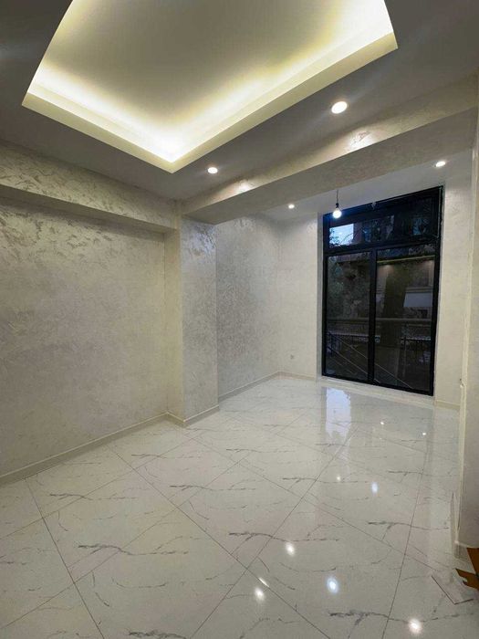 Ц-5 ул.А.Кадыри офис 1-этаж 55 м²+12 м² подвал евроремонт 2-линия