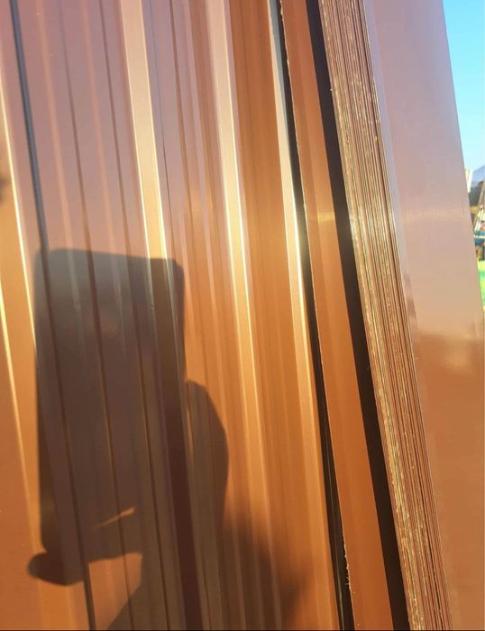 Tabla cufata colorata