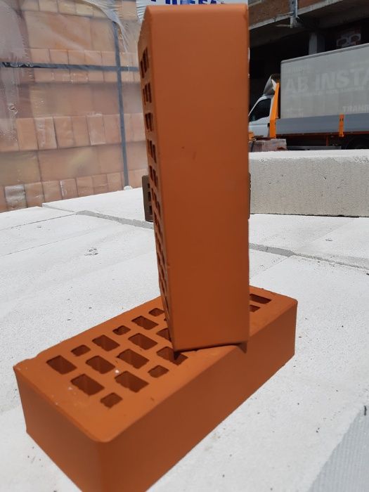 Caramida Aparenta ROSIE pentru Fatade, Garduri, Gratare (250x120x65)