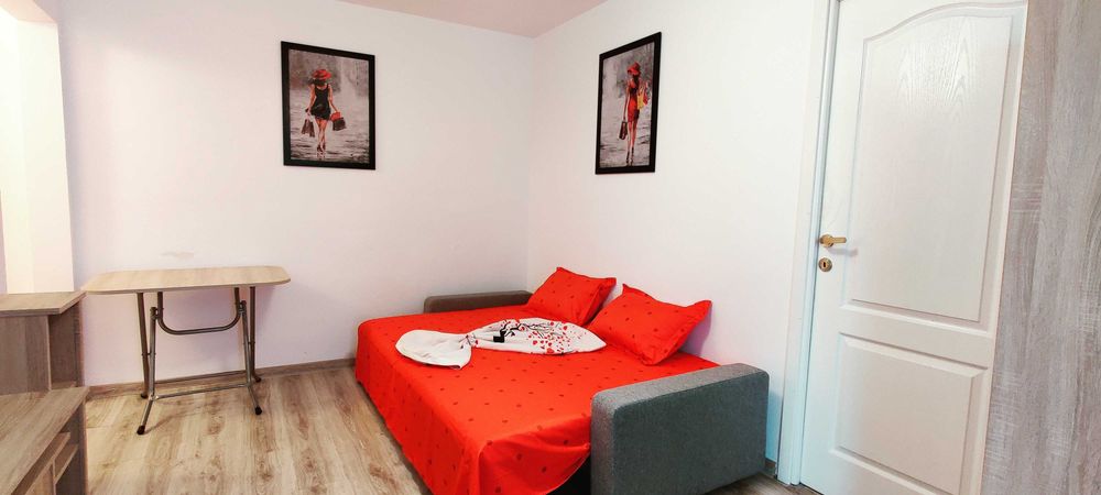 Vand canapea IKEA stare bunicica,folosita 4 ani Constanta Tomis Nord