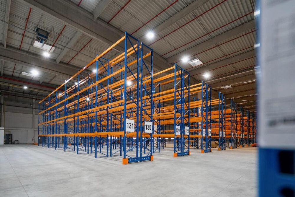 Rafturi metalice scela metalica