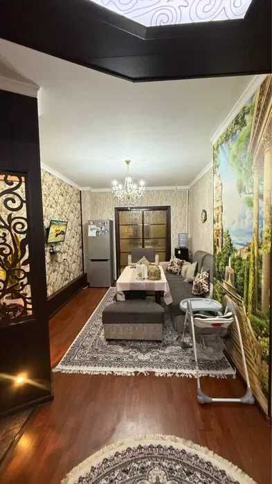 Продается 4х комнатная квартира, Район Сергели 8, Кафе Жиз-Биз, 0837