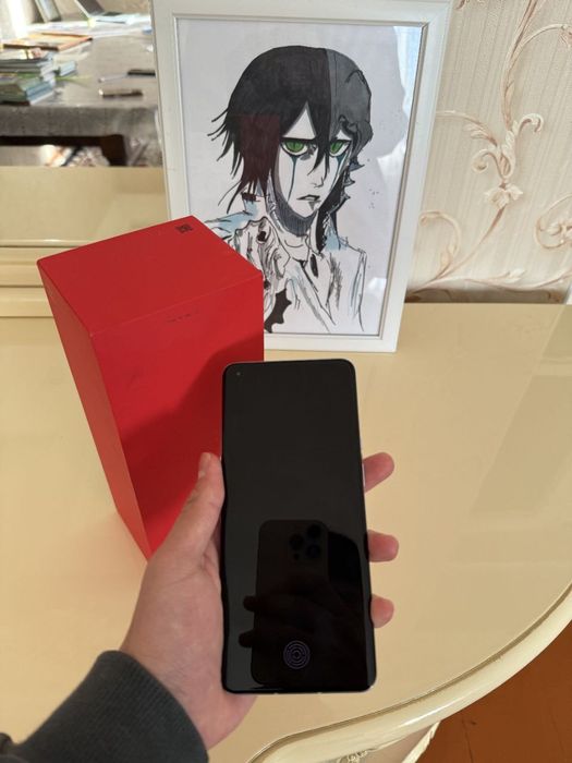 One plus 9pro серый