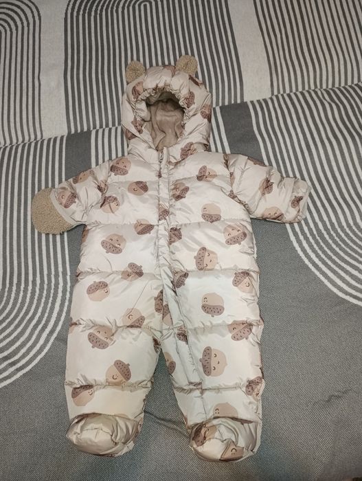 Продам зимний комбинезон для наворожденного