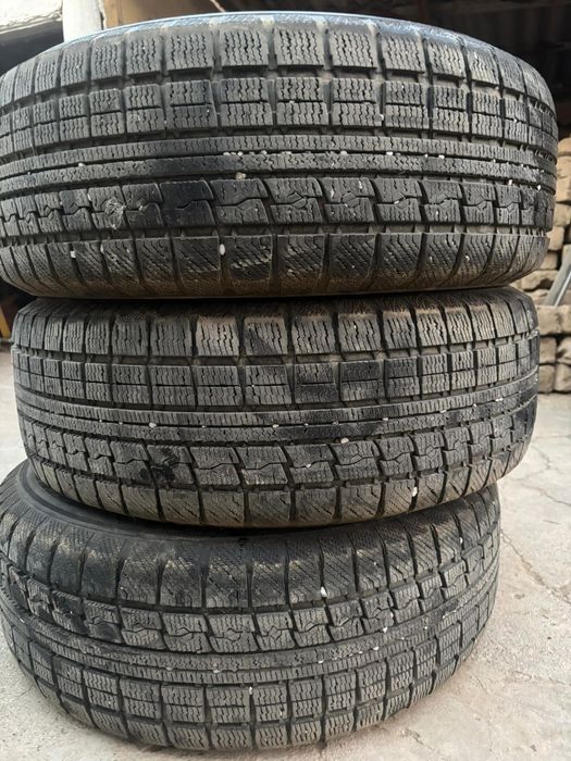 Колеса 4 штуки.Японские,зимние,в отличном состоянии.Пробег-одна зима.