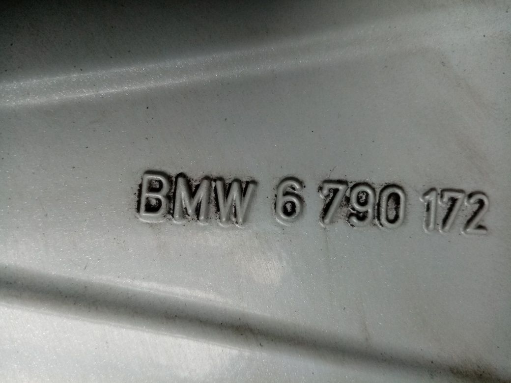 Jante originale BMW seria 5 F10 F11, 17"cu anvelope de iarnă.