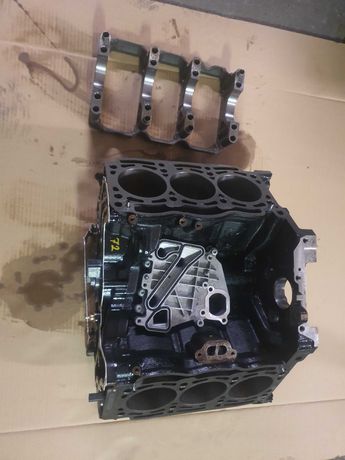 Двигател глава блок гнп  Ауди кю 7 Q7 3.0 tdi Vw Porsche CJM