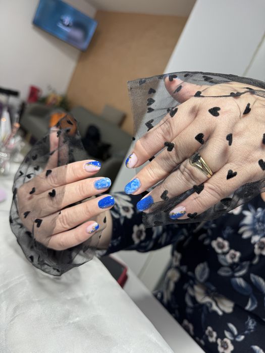 Unghii cu gel/semi/pedichiura