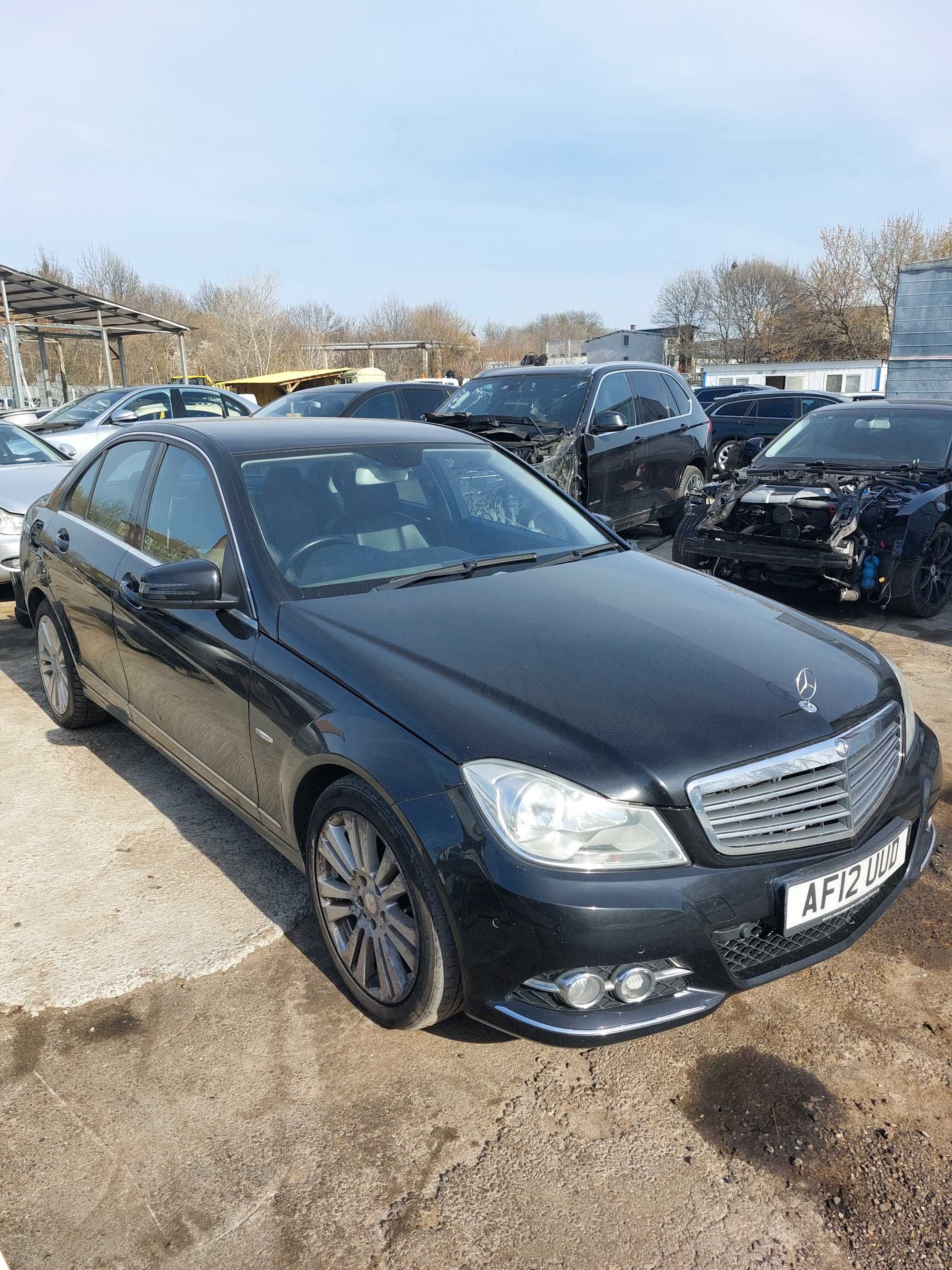 На Части: Mercedes-Benz W204 Facelift C220 CDI 170 к.с. 2012 с код 651