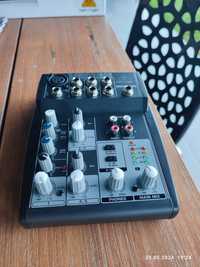Mixer Audio Behringer XENYX 502