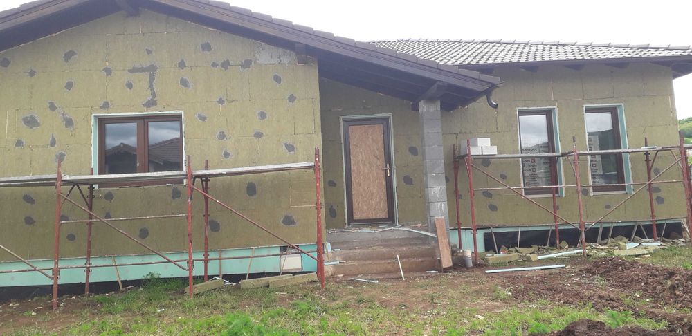 Lucrari constructii, instalatii electrice.