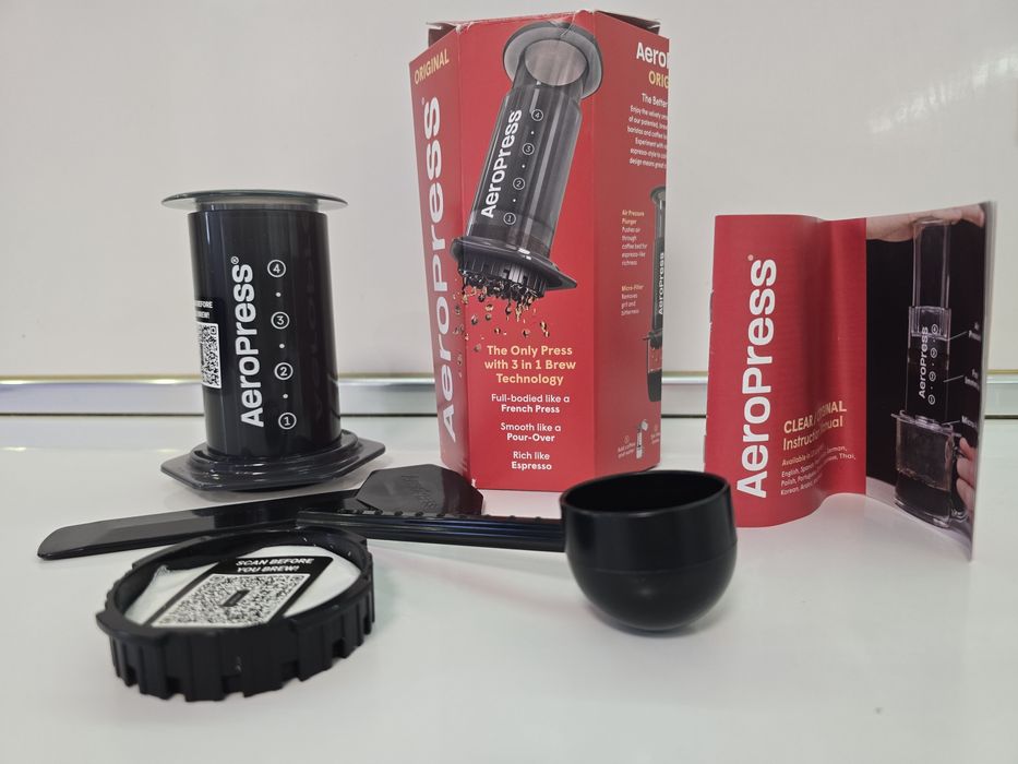 Уред за приготвяне на кафе инфузер AeroPress черен