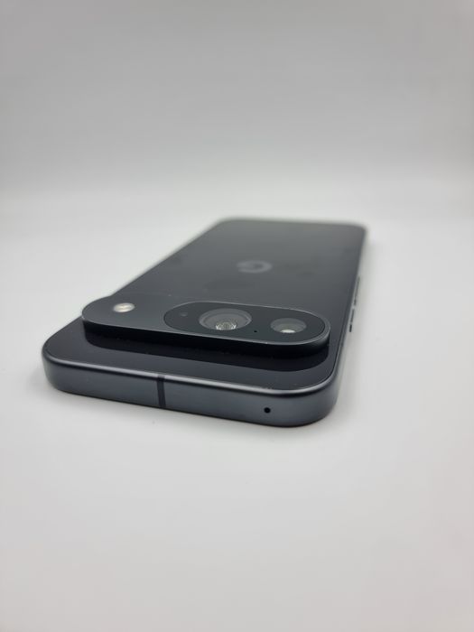 Amanet F28: Telefon Google Pixel 9