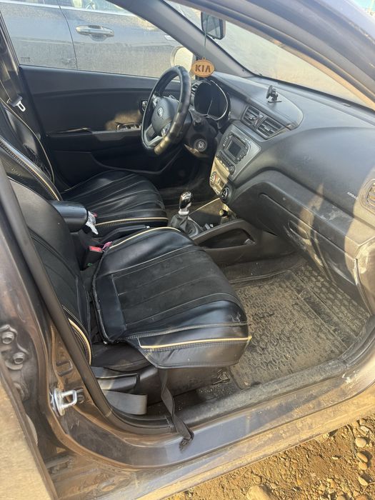 Продам киа рио 2014 год механика