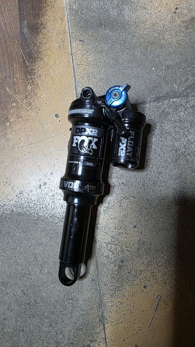 Suspensie fox trunnion