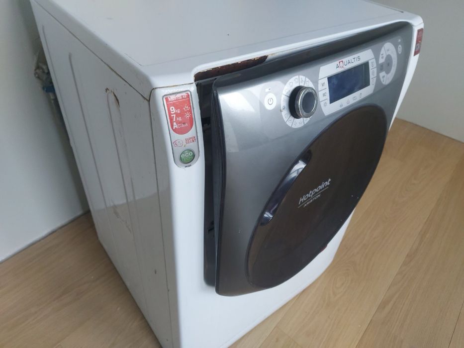 Пералня със сушилня Hotpoint Ariston Aqualtis