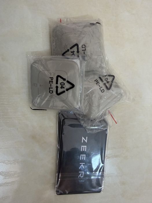 Zeekr  NFC и Пулть установка