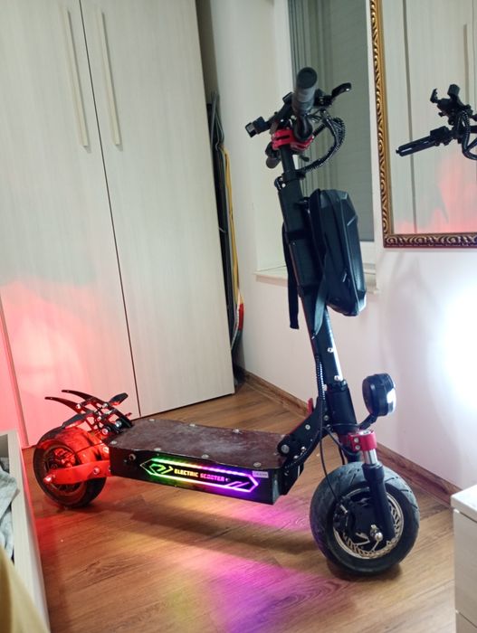 Vând trotineta electrica Boyueda Q7 pro Max