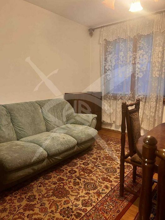 Тристаен апартамент - Колхозен пазар - 46090