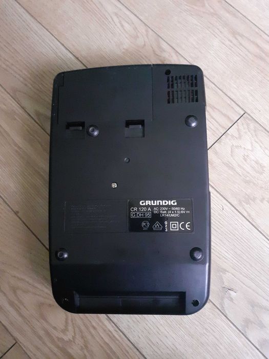 casetofon slim Grundig