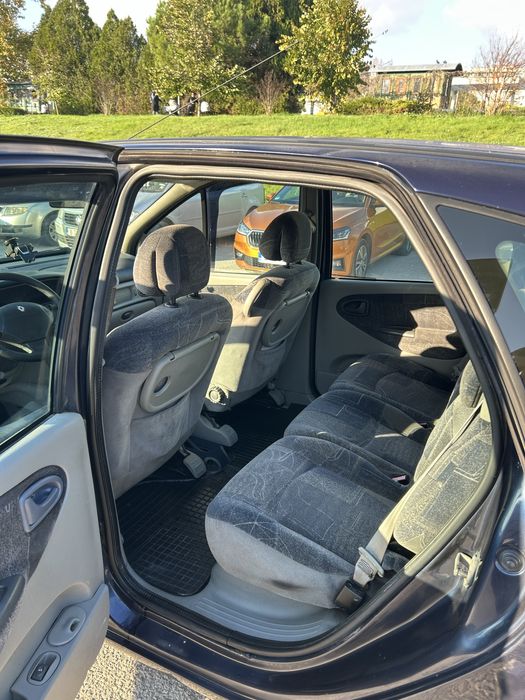 Renault Megane Scenic