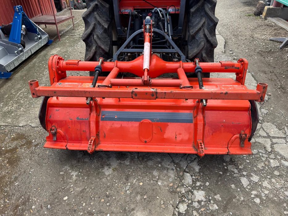 Tractor japonez Kubota KL270